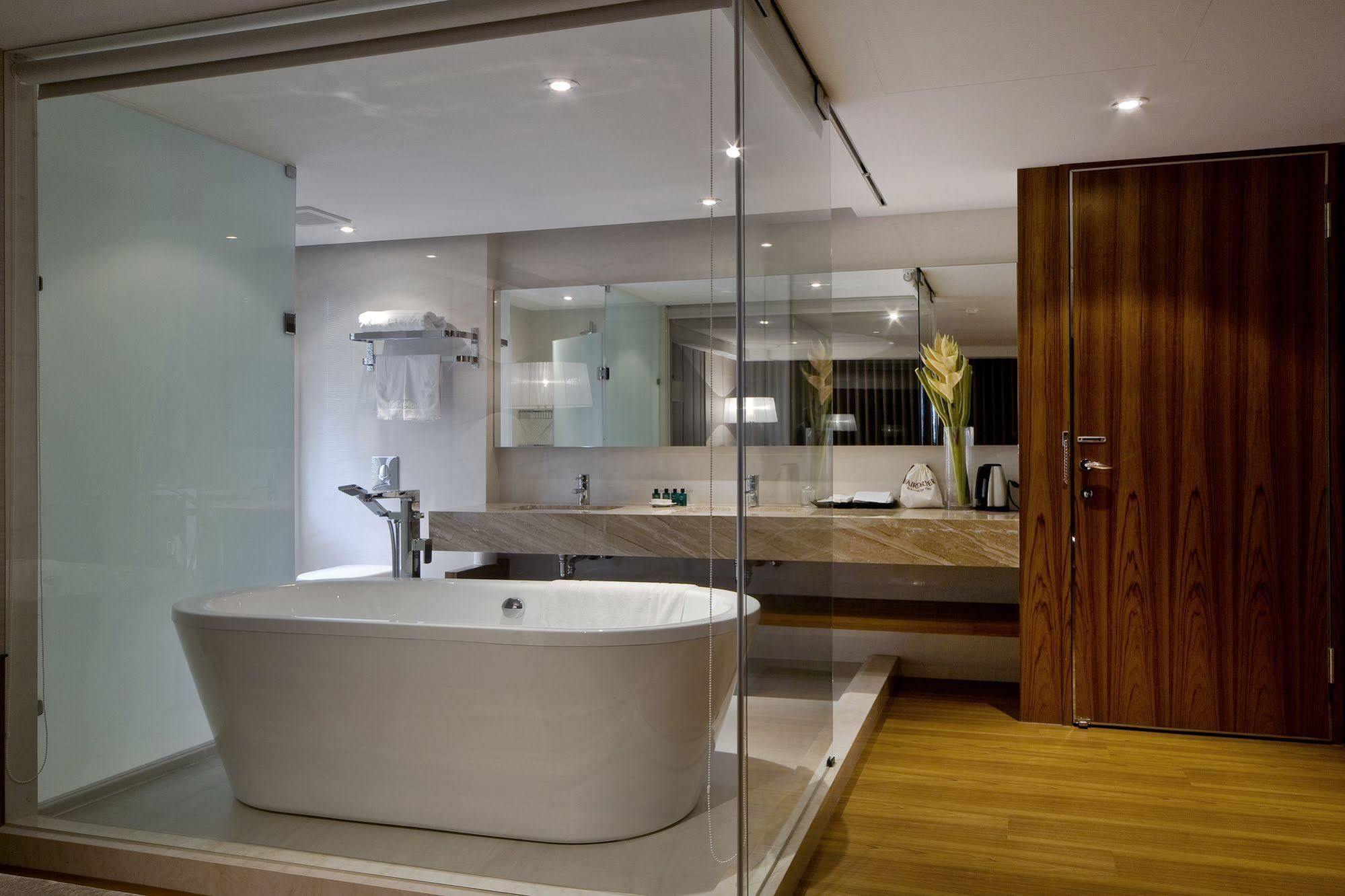 Spa Home Sun Moon Lake Luxury Lakeside Hotel Ючи Екстериор снимка