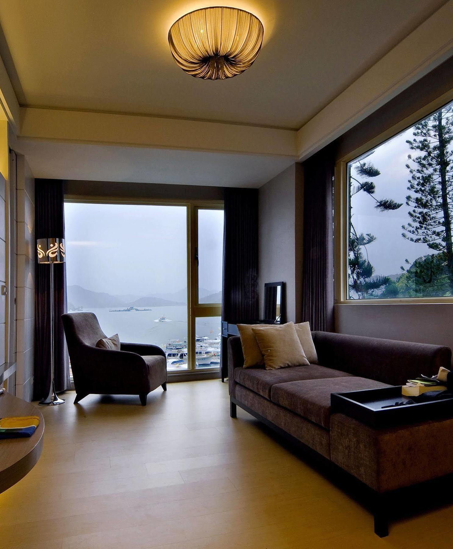 Spa Home Sun Moon Lake Luxury Lakeside Hotel Ючи Екстериор снимка