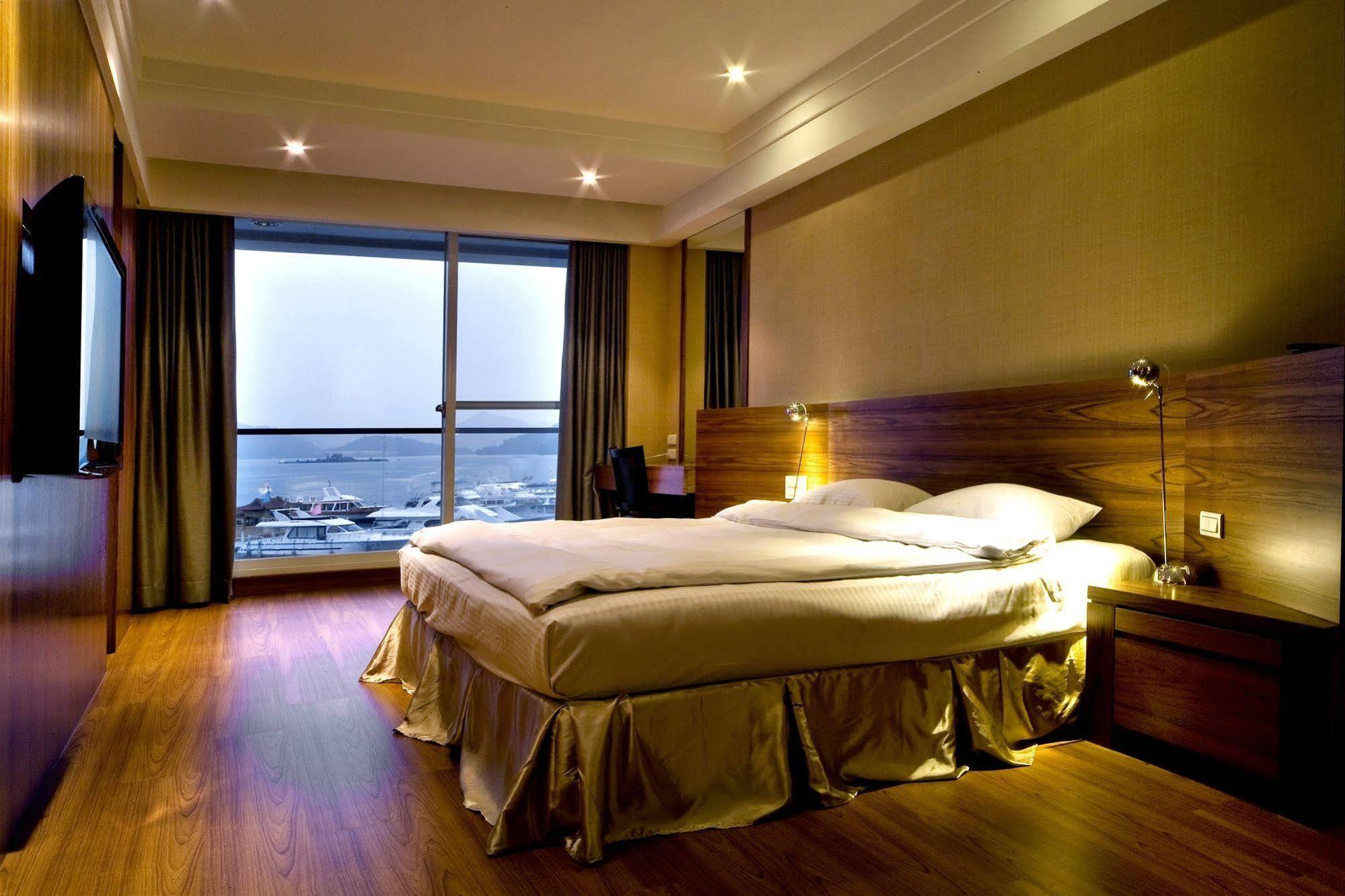 Spa Home Sun Moon Lake Luxury Lakeside Hotel Ючи Екстериор снимка