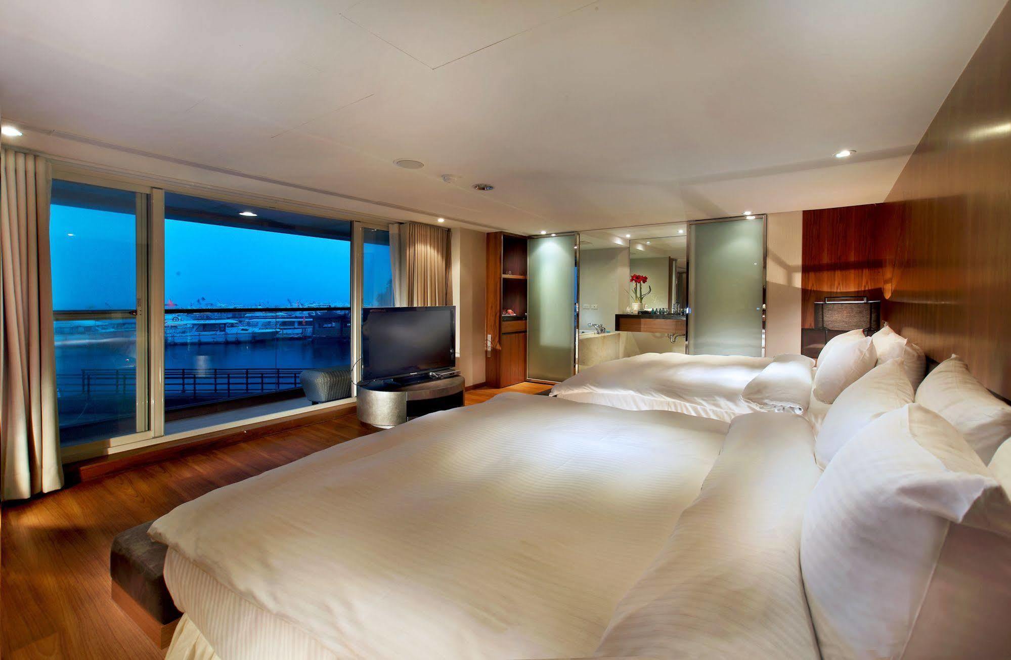 Spa Home Sun Moon Lake Luxury Lakeside Hotel Ючи Екстериор снимка