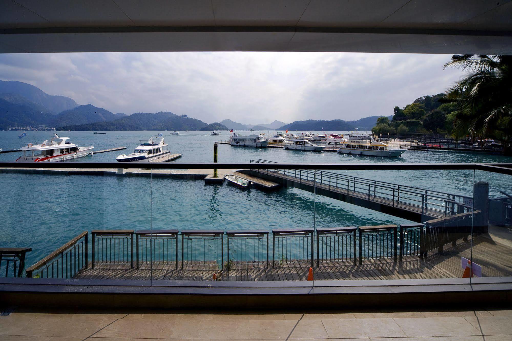 Spa Home Sun Moon Lake Luxury Lakeside Hotel Ючи Екстериор снимка